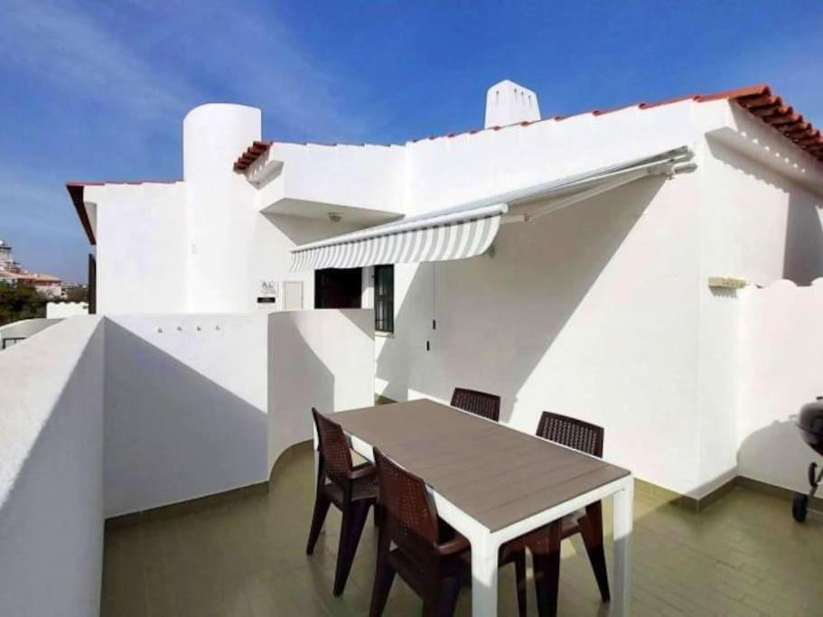 Areias - Oura & Bbq & The Oura Strip Apartment *